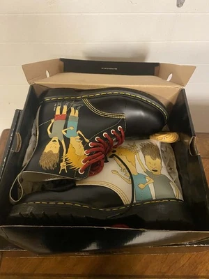 Botas para Hombres Dr Martens "MTV Beavis & Butt-Head" Talla 10D Cordones Extra Incluidos Foto 1 de 3