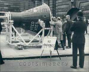 1965 Freedom 7 Space Capsule on Display Science Museum London Press Photo - Picture 1 of 2