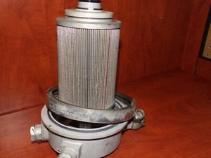 Pall Aerospace Hydraulic Filter w/ Base 67-035-003-00 and QA0106 - Picture 1 of 3
