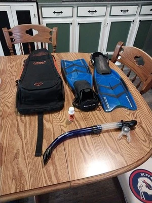 Deep Sea Aqua Glide Adjustable Dive Split Fins L/XL 9-13 AKONA Bag & Snorkel! - Image 1 of 4