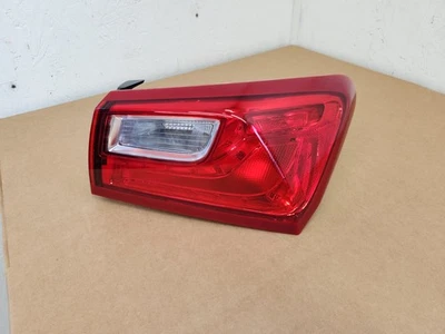 Luz trasera derecha Chevrolet Malibu 2016-2025 lámpara de freno derecha 84516375 OEM #H450 Foto 1 de 4