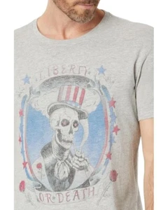 T-shirt Lucky Brand Liberty teschio piccola grigio erica chiaro 7M85552-L2H060 - Foto 1 di 6