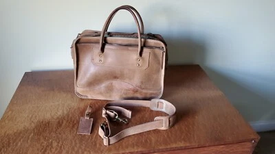 Vintage Gokey Leather Briefcase  - Imagem 1 de 4