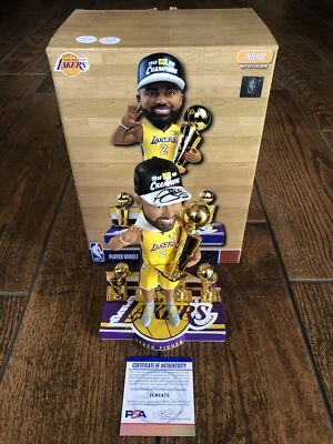 DEREK FISHER SIGNED LAKERS LIMITED EXCLUSIVE FOCO BOBBLEHEAD "5X NBA CHAMP" PSA  - Image 1 of 4