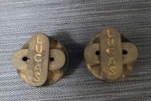 TRIUMPH TR3 Original LUCAS Battery Caps - Bild 1 von 4