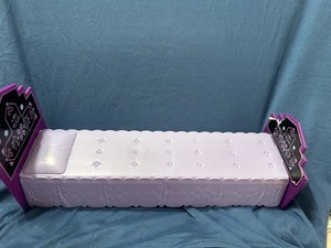 Disney Frozen 2 Ultimate Arendelle Castle Replacement Elsa's Bed - Bild 1 von 5