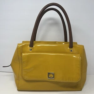 Bolso de mano de charol Kate Spade Kingsbury Park de viaje en amarillo mostaza - Imagen 1 de 24