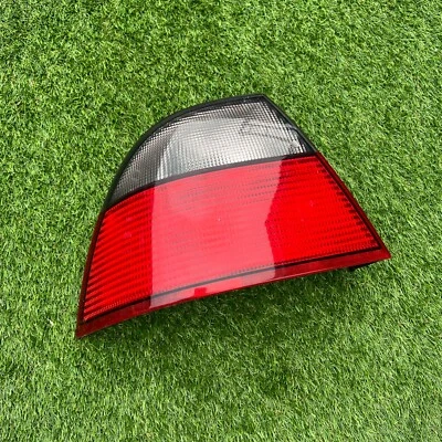 Used Genuine SAAB OG 9-5 98-01MY Saloon Left Rear Outer Tail Lamp 4677019 - Image 1 of 2