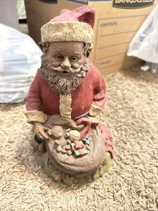 1984 TOM CLARK GNOMES SANTA CLAUS #31 SANTA WITH GIFT BAG AND POINSETTIA - Picture 1 of 14