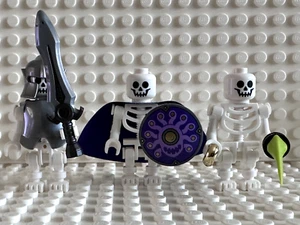 LEGO Dungeons & Dragons 21348 3x Skeleton Minifigures with Accessory NEW - Picture 1 of 2