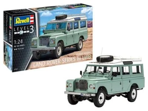 Revell 07047 1:24 Land Rover Series III LWB Station Wagon - Picture 1 of 1