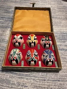 Vintage Hand Painted Opera Mini Face Masks Chinese in case - Picture 1 of 8