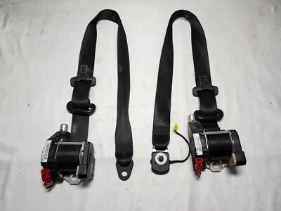 2008 - 2010 Smart Fortwo Drivers & Passengers Front Seat Belts (OEM) Black  - Image 1 of 4
