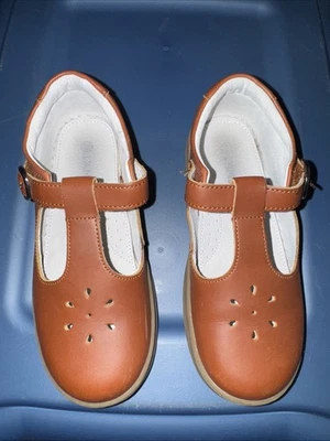 L'AMOUR Mary Jane Brown Size 2 Toddler Girls Dress Shoes Lamour - Image 1 of 4