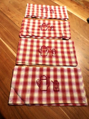 Linge ancien 1 Lot de 4 Porte serviette vichy rouge et blanc avec broderies - Photo 1/4