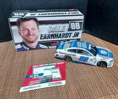 Dale Earnhardt Jr #88 Nationwide Patriotic 2017 SS 1:24 Lionel Nascar Racing - Image 1 of 4