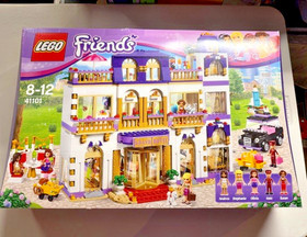 LEGO Friends 41101 Heartlake Grand Hotel  NEW SEALED RETIRED Box has some damage