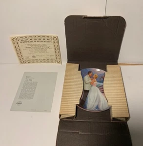  Collector Plate - Knowles - Some Enchanted Evening 1987 8.5" with authincity  - Picture 1 of 4