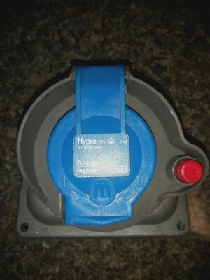 LEGRAND Hypra Prisinter 52002 16A 250V Industrial Socket Receptacle IP44 2P+ a - Image 1 of 4