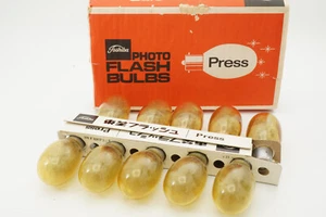 [NOS] Toshiba Vintage Flash Bulbs CLASS M PRESS from Japan #B101 - Picture 1 of 8