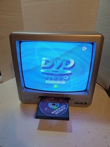 Magnavox 13" MWC13D6 Retro Gaming CRT TV DVD Player Combo | Tested | No Remote - Picture 1 of 12