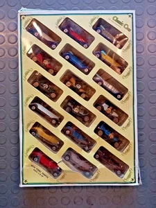 SCATOLA 20 AUTOMOBILI EPOCA SCALA 1/43 EPOCA '90 VINTAGE MADE IN CINA - Foto 1 di 13