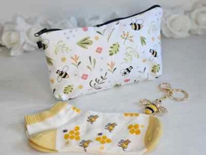 Bee theme Set - Makeup / cosmetics bag - Keyring / Keychain - Socks - Gift - Picture 1 of 4