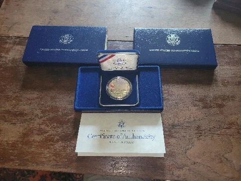 1987 S CONSTITUTION Bicentennial Proof Commemorative 90% Silver Dollar Coin-Box Cover