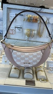 MICHAEL KORS Hollis Md 2-in-1 Schultertasche Pebbled Leather and Logo Jacquard - Bild 1 von 24