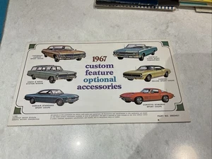 Brochure vendita accessori opzionali Chevrolet Custom Feature 1967 originale - Foto 1 di 3
