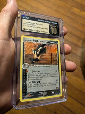(POP 8) CGC 10 PRISTINE EX Team Magma vs Aqua Mightyena 21/95 Pokemon 2004 Card - Image 1 of 4