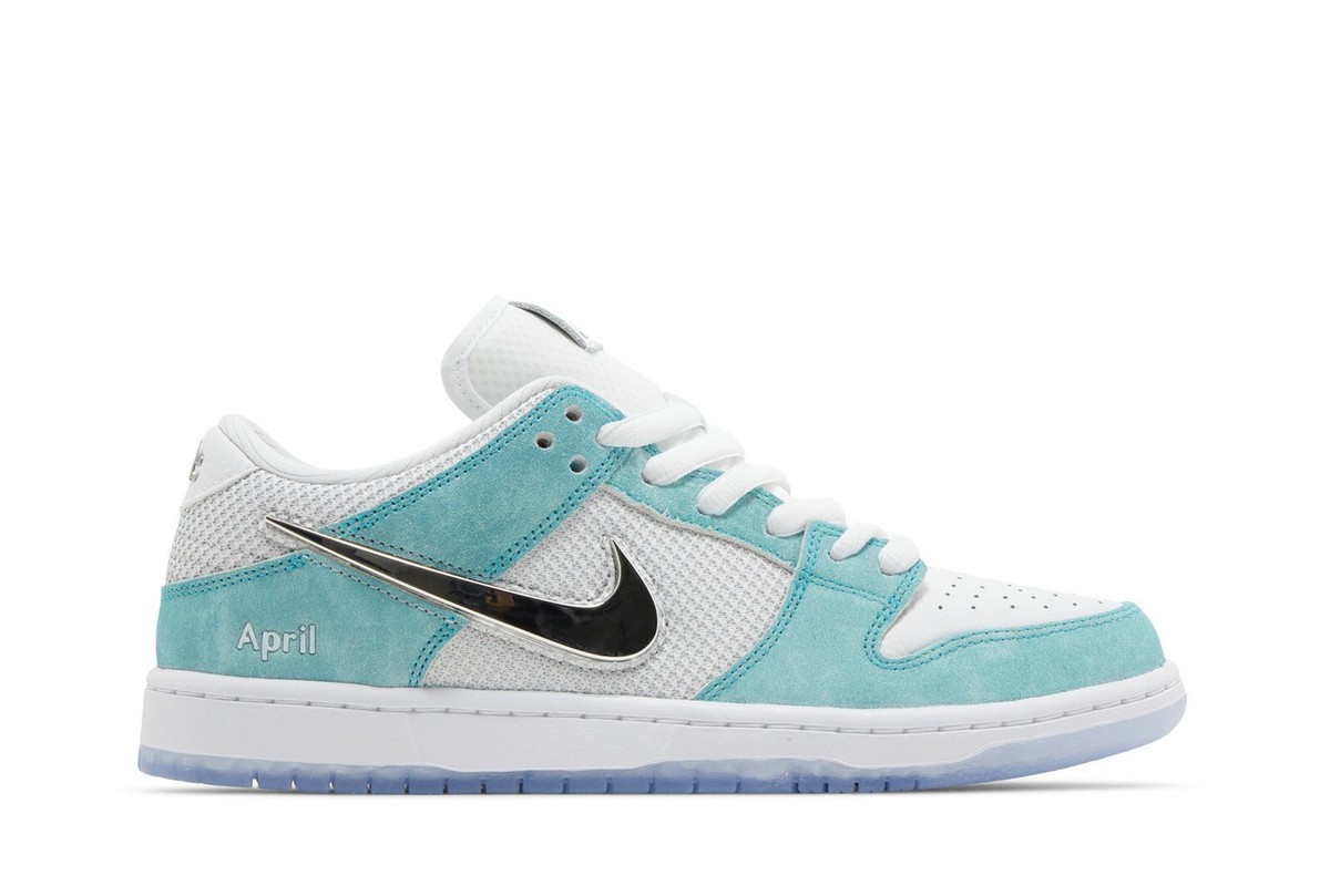 大*魂様 APRIL × Nike SB Dunk Low Pro QS 26. April Skateboards - Nike Skateboarding