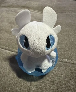 Dreamworks How To Train Your Dragon Hidden World Blue Eye LightFury Plush Egg - Picture 1 of 8