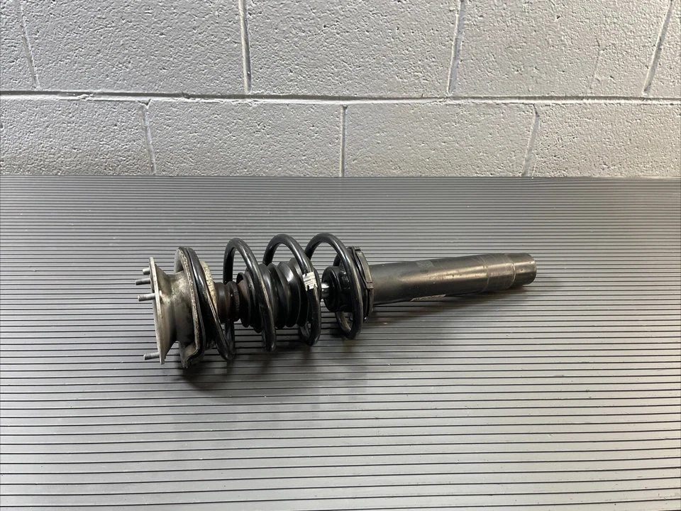 2008-2015 BMW X1 E84 Front Left Complete Strut Shock Absorber Spring OEM - Image 1 of 4