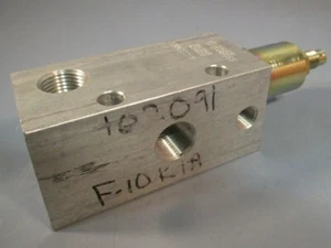 SAUER DANFOSS OIL PRESSURE REGULATOR 158G2218 15D10-OL-B-4D-E-C - Picture 1 of 4