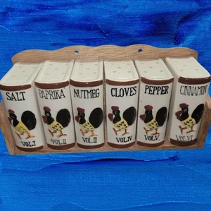 Thames Book Shaped Ceramic Rooster Spice Rack Vol. I - VI Made in Japan VGC - Imagen 1 de 7