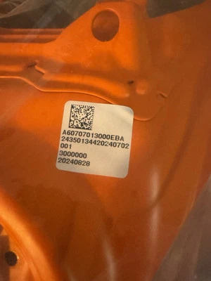 Ktm Duke 990 Bj.2024 Tank Orange - Bild 1 von 4