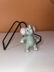 Figura de acción de juguete de colección Rain Forest Café Tuki The Elephant 2000 3,5" - Imagen 1 de 3