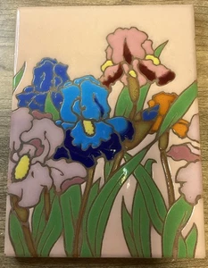 Vintage Arias Tile Pink Background With Beautiful Color Irises  - Picture 1 of 2