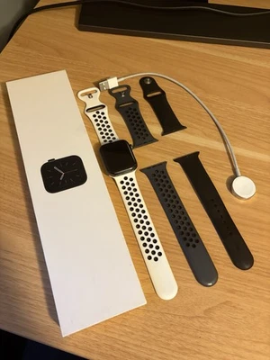 Apple Watch Series 6 44mm Graphite Stainless Steel Case - Image 1 of 4