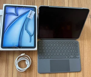 Ipad Air m2 11 Zoll inkl. Logitech Combo – Top Zustand, Kaum genutzt - Zdjęcie 1 z 5