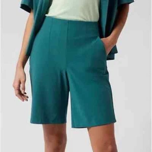 Athleta Women's Cosmic Bermuda Short Borealis Teal Green Blue Pockets Size 16T - Picture 1 of 11