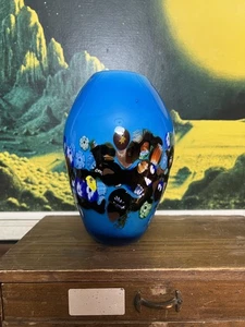 Auffallende Vintage Murano Italien Kunstglas Millefiori mundgeblasene Vase 6,5 Zoll blau - Bild 1 von 11