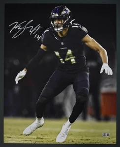 Kyle Hamilton Baltimore Ravens handsigniertes/signiertes 16x20 Foto Beckett 200753 - Bild 1 von 3