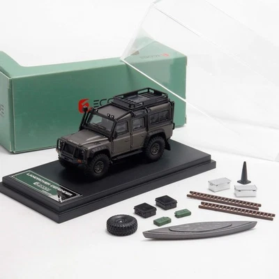 LAND ROVER DEFENDER 4X4 MATTE PLATINUM GREY ACCESSORIES 1/64 DIECAST BY DECODE - Image 1 of 4