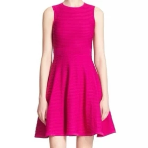 Ted Baker London rosa Malou osmanisch Strick ärmellos ausgestellt Skater Kleid 3 US 8 - Bild 1 von 12