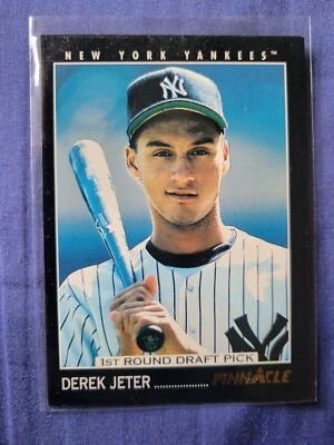 Tarjeta de novato Pinnacle Derek Jeter 1993 primera ronda selección del draft #457 Yankees/¡Como nueva! Foto 1 de 4