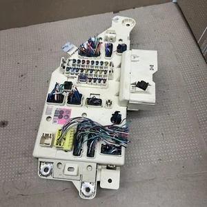 ✅ 98-02 OEM Toyota Land Cruiser Dash Left Driver Junction Block Cabin Fuse Box - Picture 1 of 11