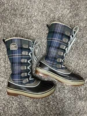 Botas de invierno Sorel Trivoli altas a cuadros impermeables forradas de lana para mujer talla 7” Foto 1 de 4