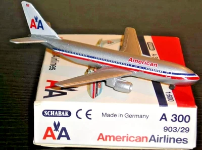AMERICAN AIRLINES . A300 .Schabak # 903 /29 . Scale 1:600 . Diecast Model .Boxed — 第 1/2 张图片